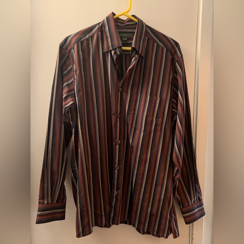 Zegna men’s dress shirt. M 16.5. Regular fit 100% cotton. Multi color stripes.